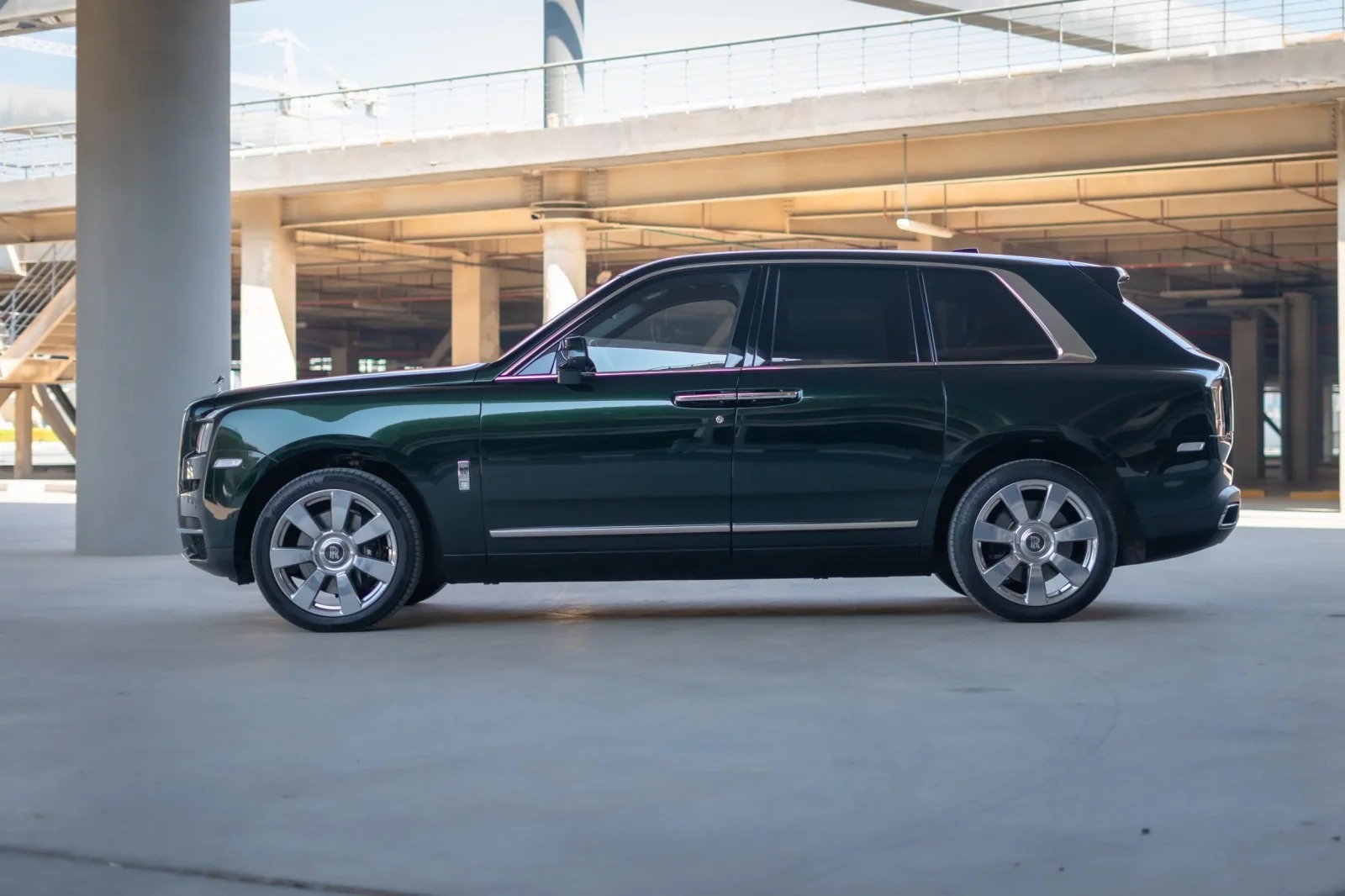 ROLLS ROYCE CULLINAN CAR RENTAL DUBAI RCR ROLLS ROYCE CULLINAN CAR RENTAL DUBAI RCR